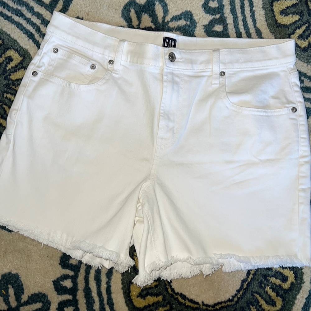 GAP white denim Cutoff Jean Shorts